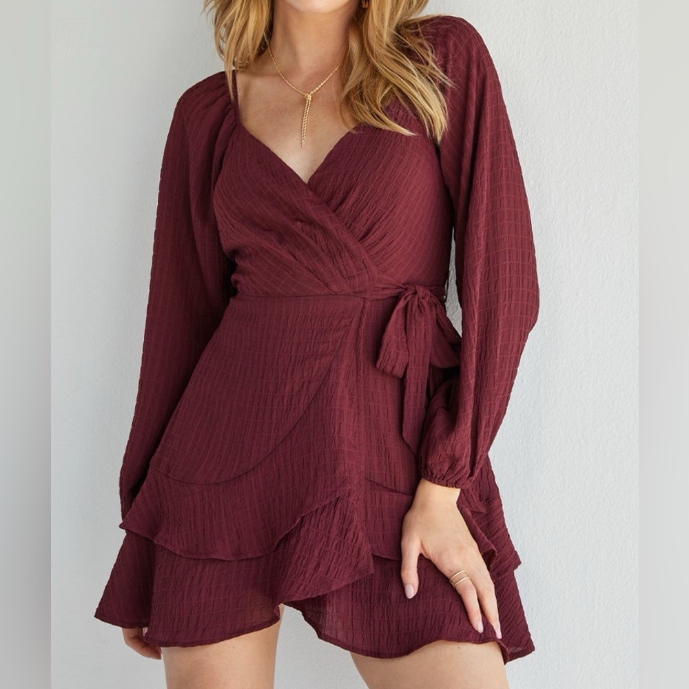 Francesca's Audrey Parks maroon textured long-sleeve ruffle wrap dress Size S